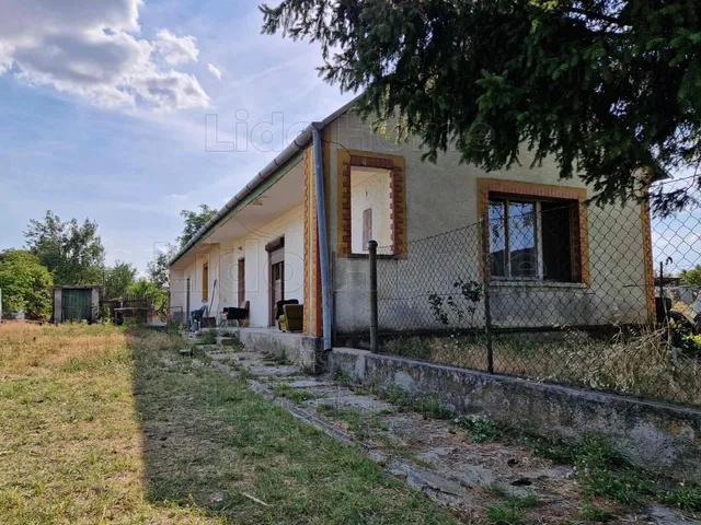 Eladó ház Jenő 57 nm