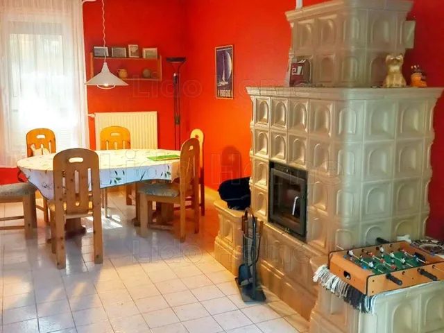 Eladó ház Székesfehérvár 160 nm