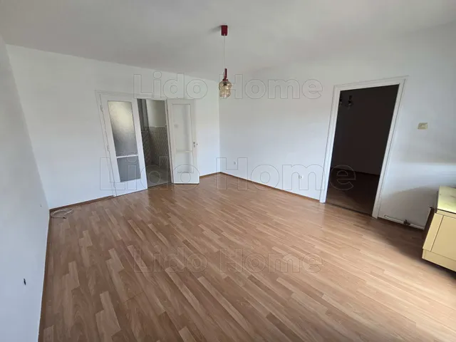 Kiadó lakás Székesfehérvár, Belváros 57 nm