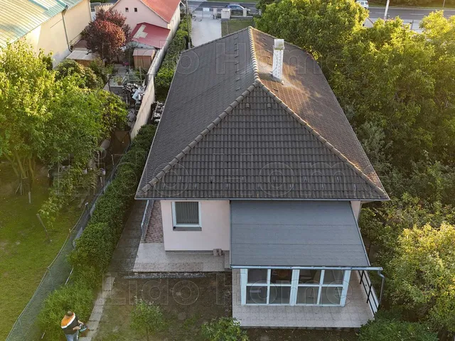 Eladó ház Székesfehérvár, Őrhalmiszőlők 122 nm