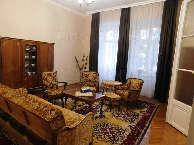 Eladó lakás Székesfehérvár, Belváros 74 nm