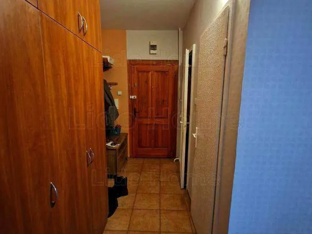 Eladó lakás Székesfehérvár, Horvát István lakótelep 53 nm