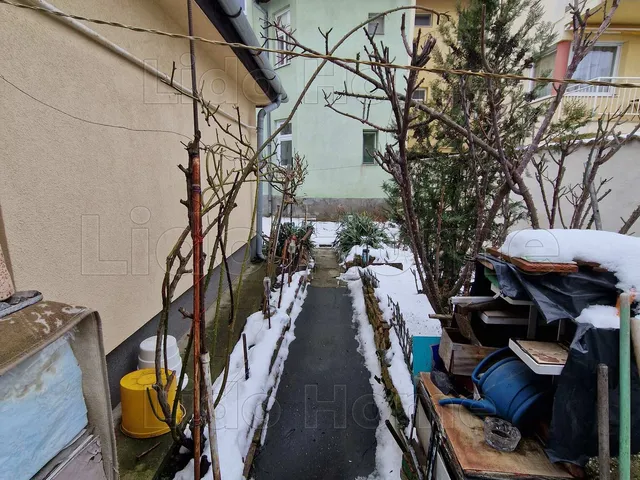 Eladó lakás Székesfehérvár, Belváros 38 nm