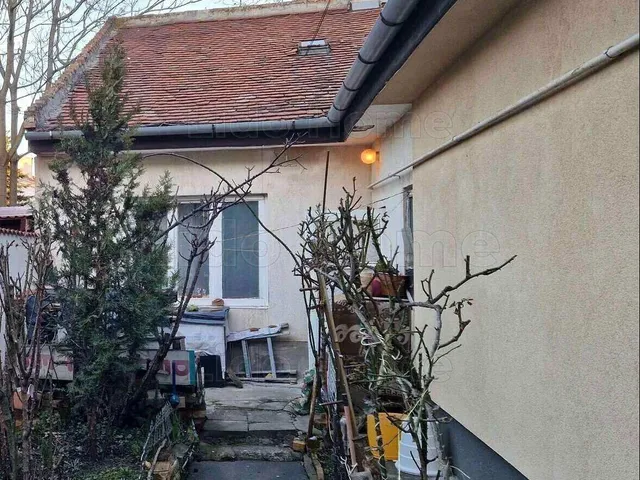 Eladó lakás Székesfehérvár, Belváros 38 nm