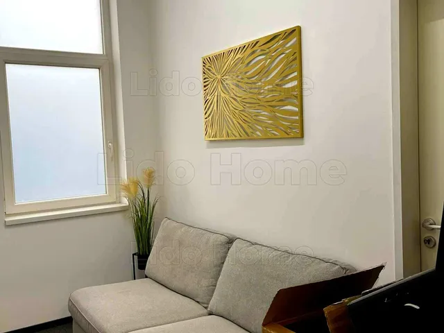 Eladó kereskedelmi és ipari ingatlan Várpalota 411 nm