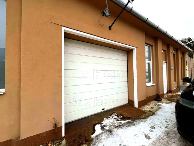 Eladó kereskedelmi és ipari ingatlan Várpalota 245 nm