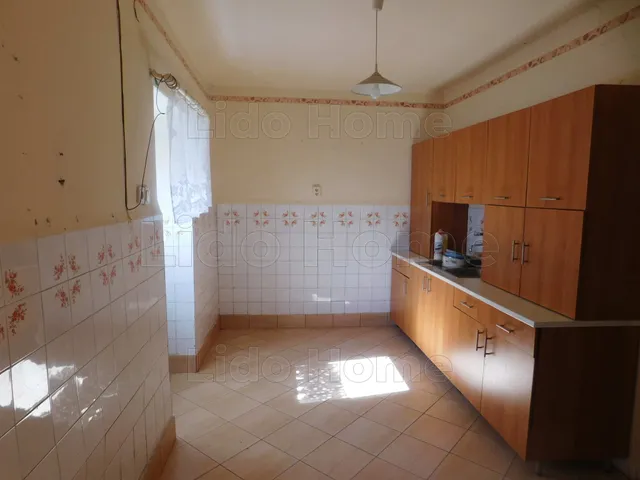 Eladó ház Aba 70 nm