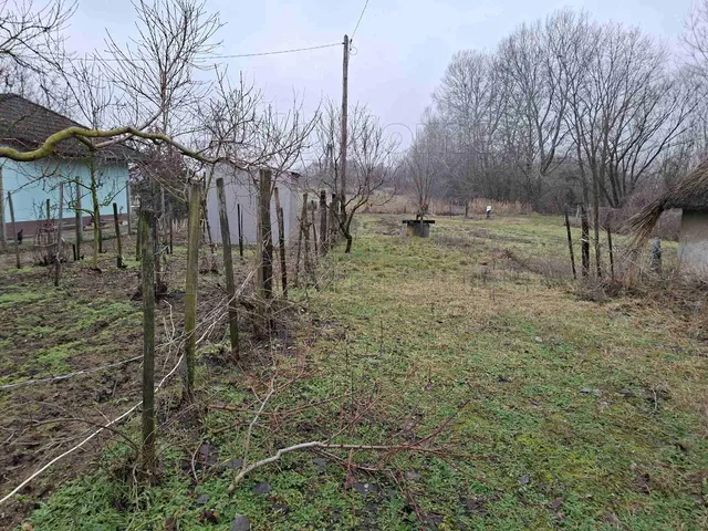 Eladó mezőgazdasági ingatlan Aba 44 nm