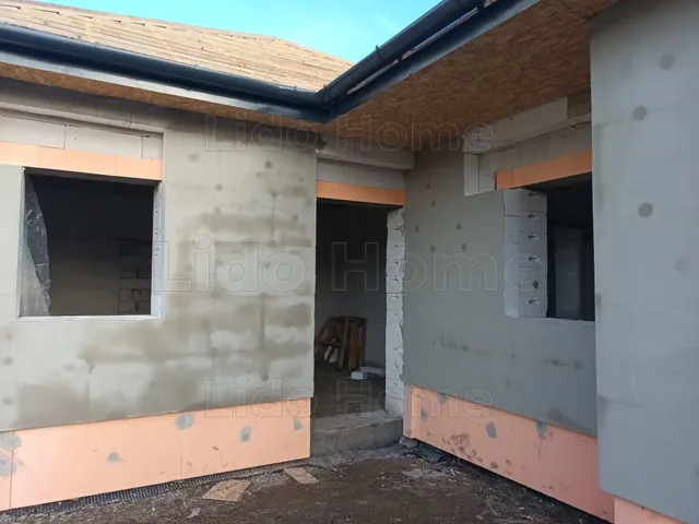 Eladó ház Velence 168 nm