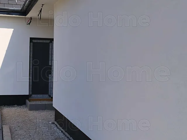 Eladó ház Velence 168 nm