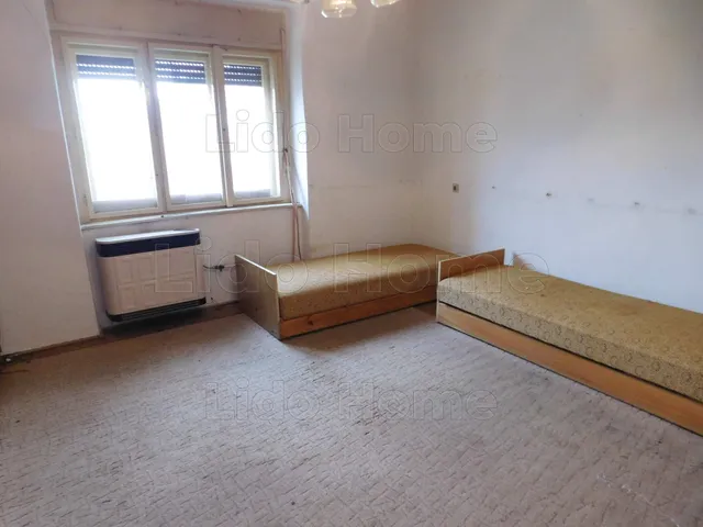 Eladó ház Alap 69 nm