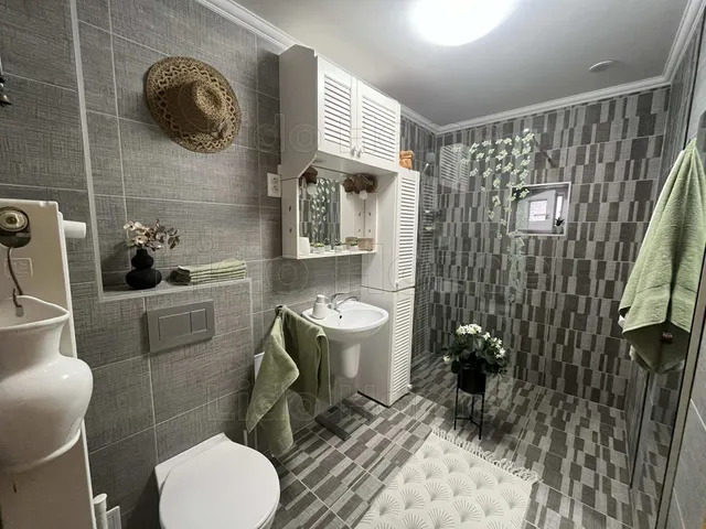 Eladó lakás Várpalota 63 nm