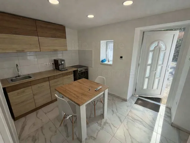 Eladó ház Dudar 52 nm