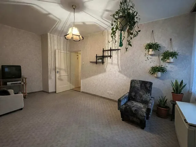 Eladó lakás Mór 49 nm