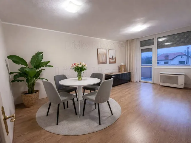 Eladó lakás Mór 52 nm