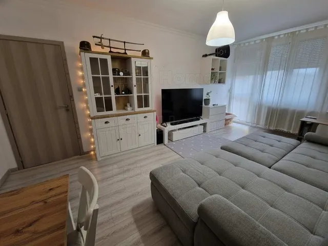 Eladó lakás Székesfehérvár, Víziváros 54 nm