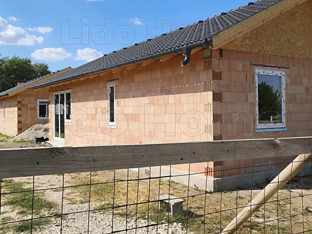 Eladó ház Székesfehérvár, Harmatosvölgy 83 nm