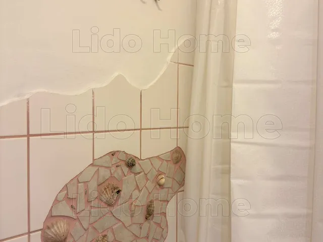 Eladó ház Soponya 202 nm
