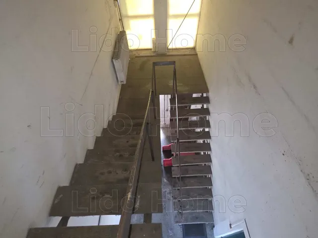 Eladó kereskedelmi és ipari ingatlan Székesfehérvár, Palotaváros 96 nm