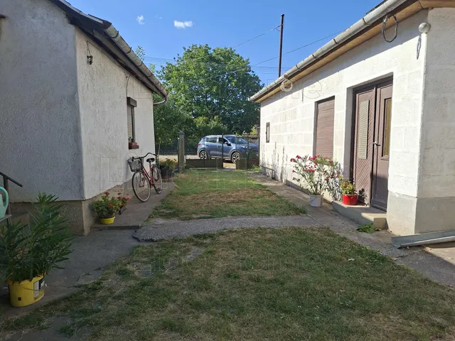 Eladó ház Aba 118 nm
