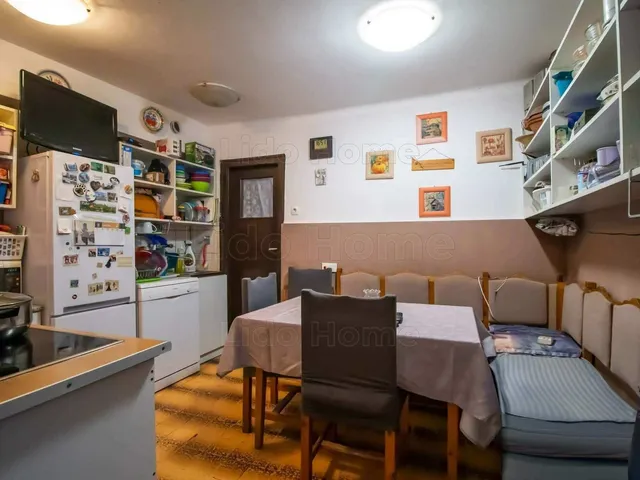 Eladó ház Székesfehérvár, Búrtelep 130 nm
