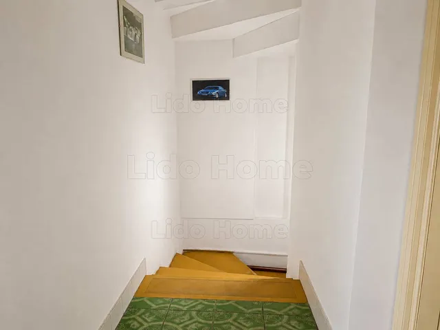 Eladó lakás Székesfehérvár, Öreghegy 243 nm