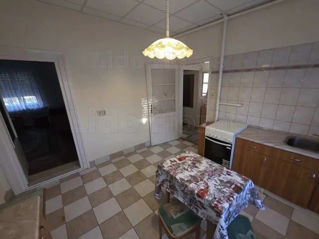Eladó ház Székesfehérvár, Váralja 100 nm
