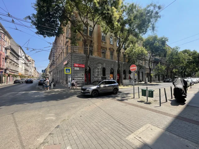 Eladó kereskedelmi és ipari ingatlan Budapest VII. kerület, Külső-Erzsébetváros 86 nm