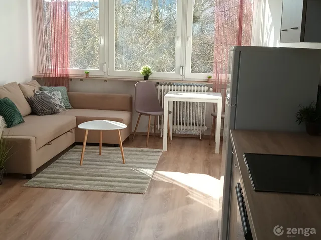 Kiadó lakás Szekszárd, Alsóváros 23 nm