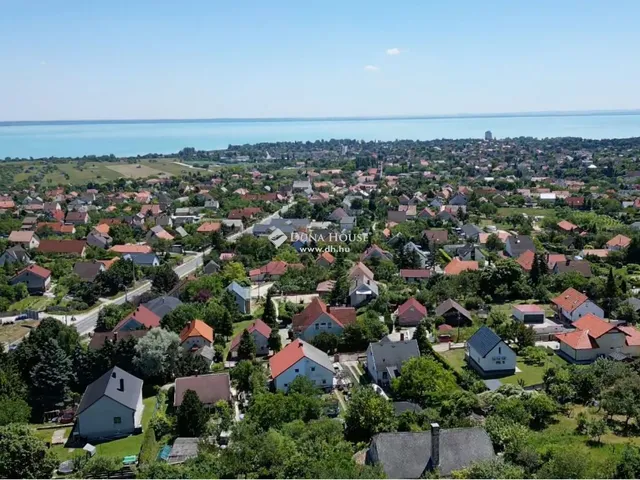 Eladó lakás Balatonalmádi 81 nm