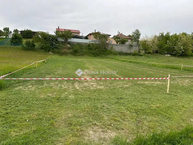 Eladó telek Siójut 726 nm