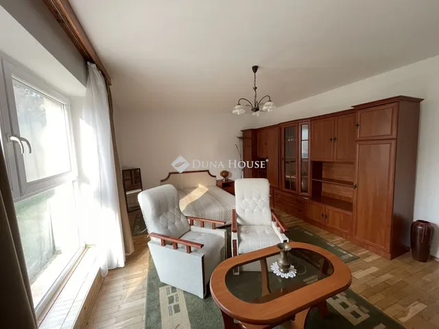 Eladó ház Balatonkenese 149 nm