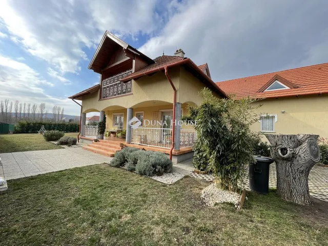Eladó ház Balatonalmádi 218 nm