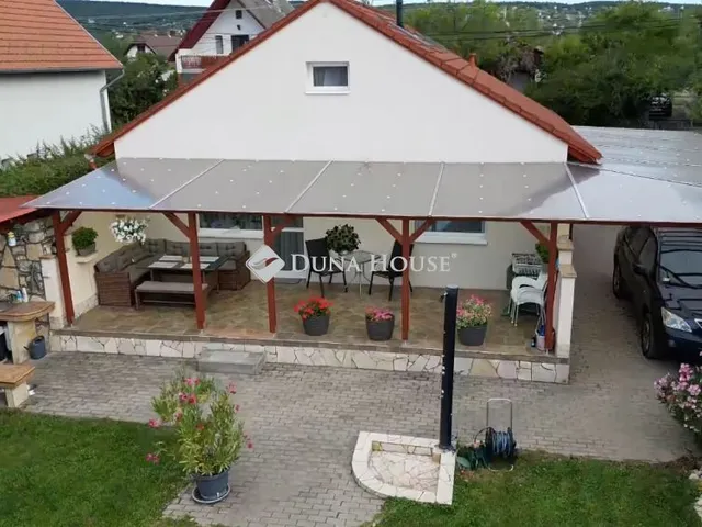 Eladó ház Alsóörs 130 nm