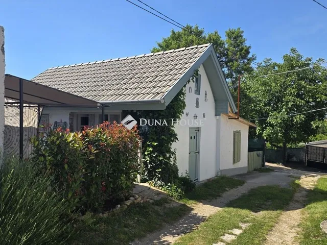 Eladó ház Csopak 86 nm