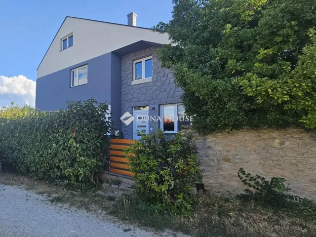 Eladó ház Balatonalmádi 230 nm