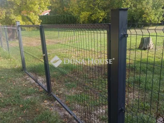 Eladó telek Balatonfűzfő 952 nm