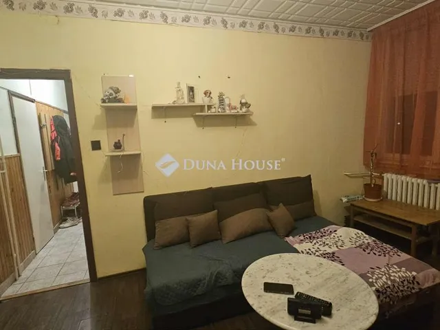 Eladó lakás Hajmáskér 43 nm