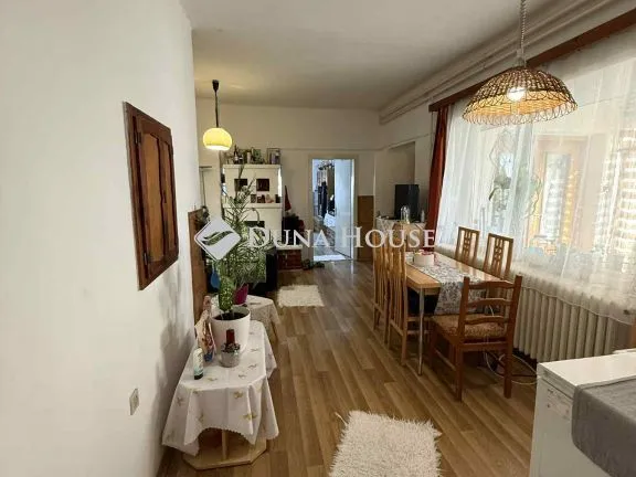 Eladó ház Veszprém 240 nm