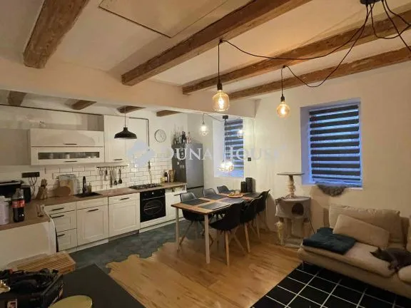 Eladó ház Ajka 70 nm