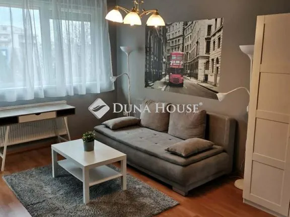 Eladó lakás Veszprém 56 nm