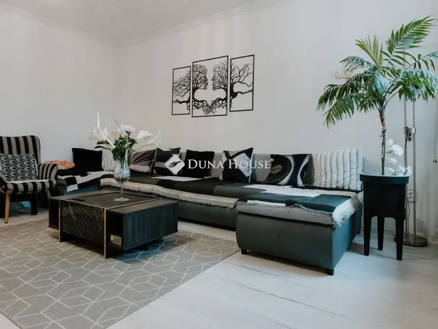 Eladó lakás Veszprém 70 nm