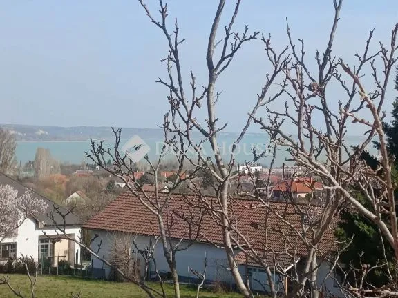 Eladó ház Balatonalmádi 209 nm