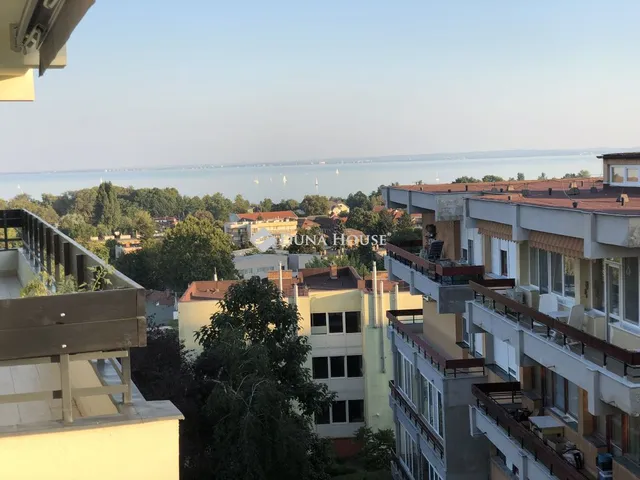 Eladó lakás Balatonalmádi 62 nm