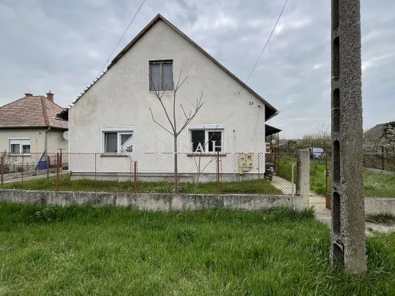 Eladó ház Berhida 100 nm