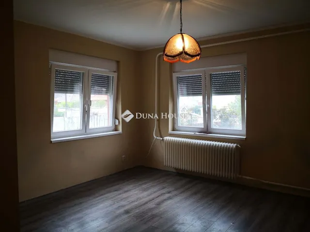 Eladó ház Nemesvámos 120 nm