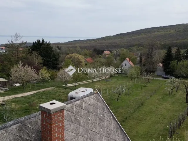 Eladó üdülő és hétvégi ház Felsőörs 65 nm