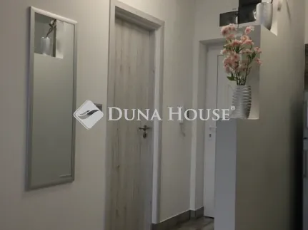 Kiadó lakás Balatonalmádi 32 nm