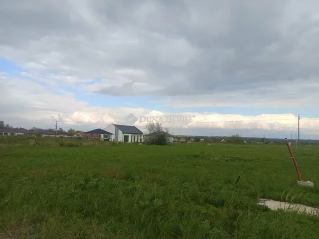 Eladó telek Berhida 1056 nm