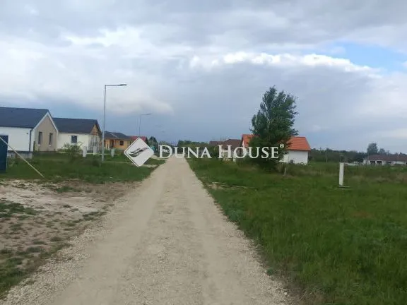 Eladó telek Berhida 1056 nm